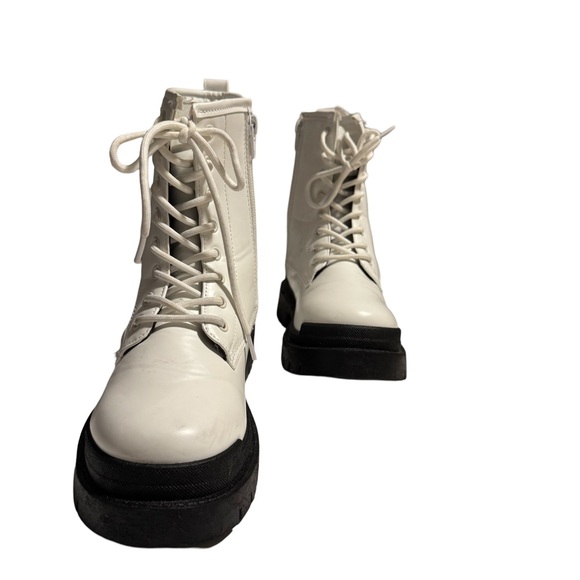 Charlotte Russe ankle boots - Picture 9 of 13